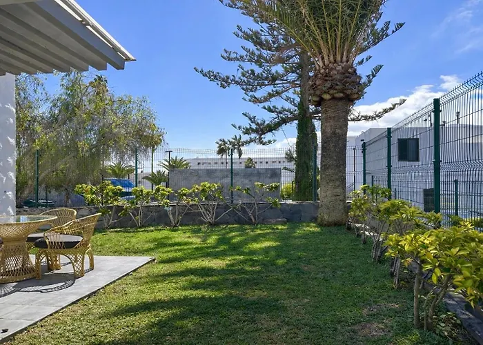 Апартаменты Cerca De La Playa Y Jardin Плая-де-лас-Америкас