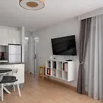 Cerca De La Playa Y Jardin شقة