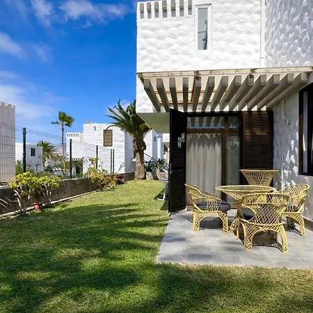 Cerca De La Playa Y Jardin 公寓
